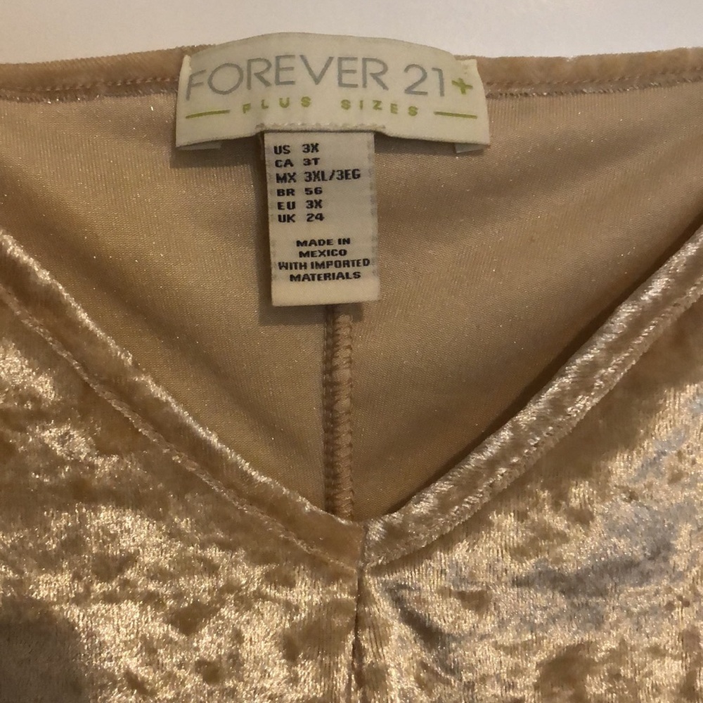 Suade pearly white top. - Picture 2 of 2